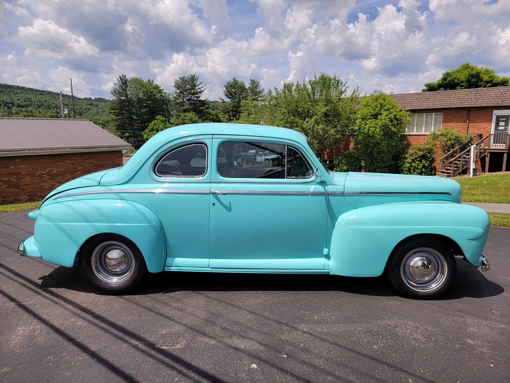 1946 Ford Deluxe - $38,000