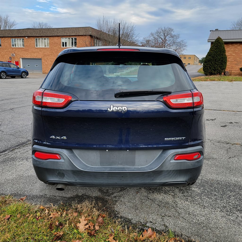 2014 Jeep Cherokee - $7,995