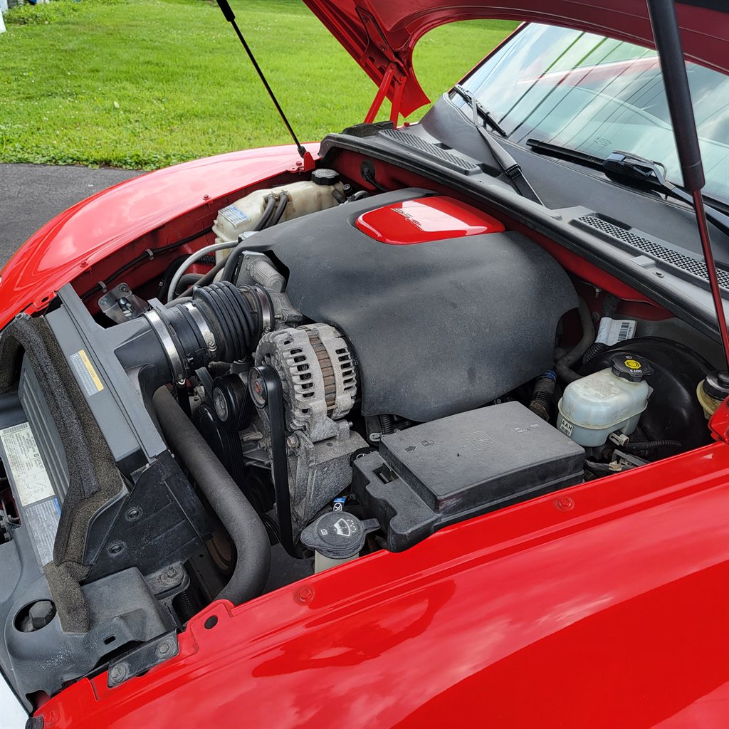 2005 Chevrolet SSR - $16,900