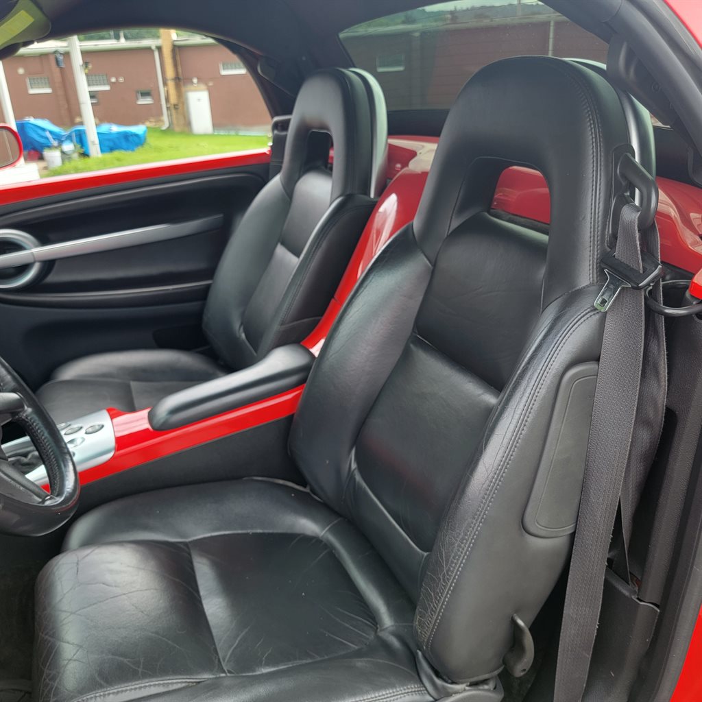 2005 Chevrolet SSR - $16,900
