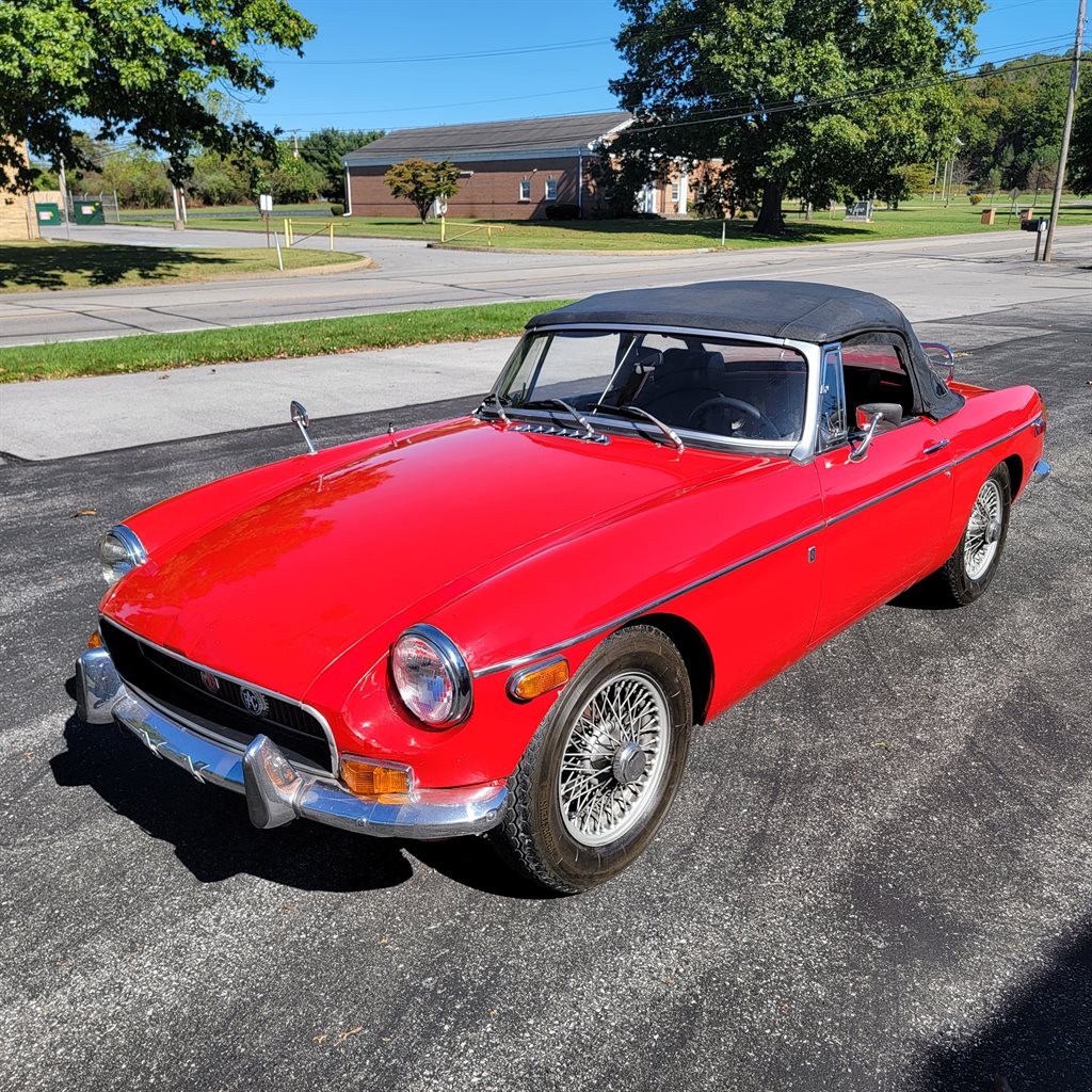 1971 MG MGB - $11,900