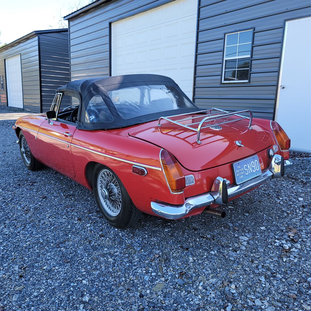 1971 MG MGB - $11,900