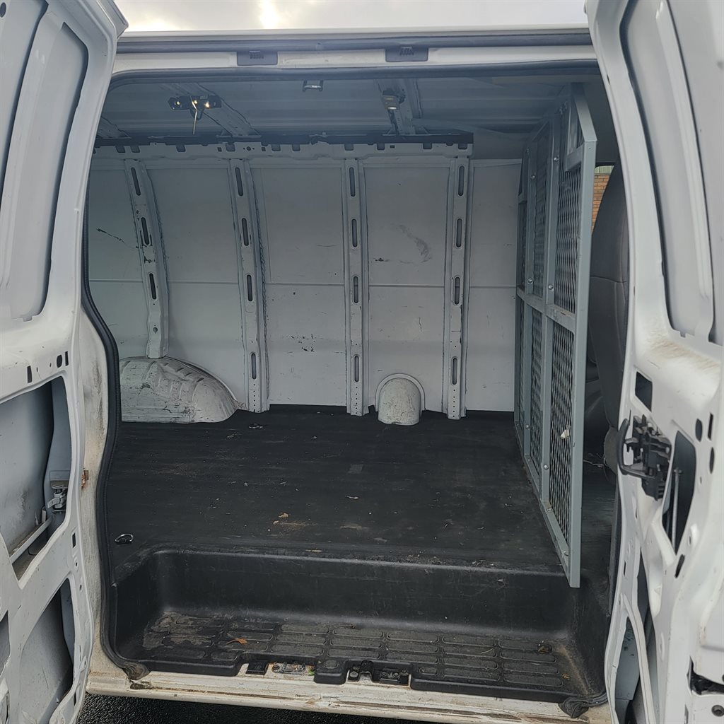 2020 Chevrolet Express - $9,500