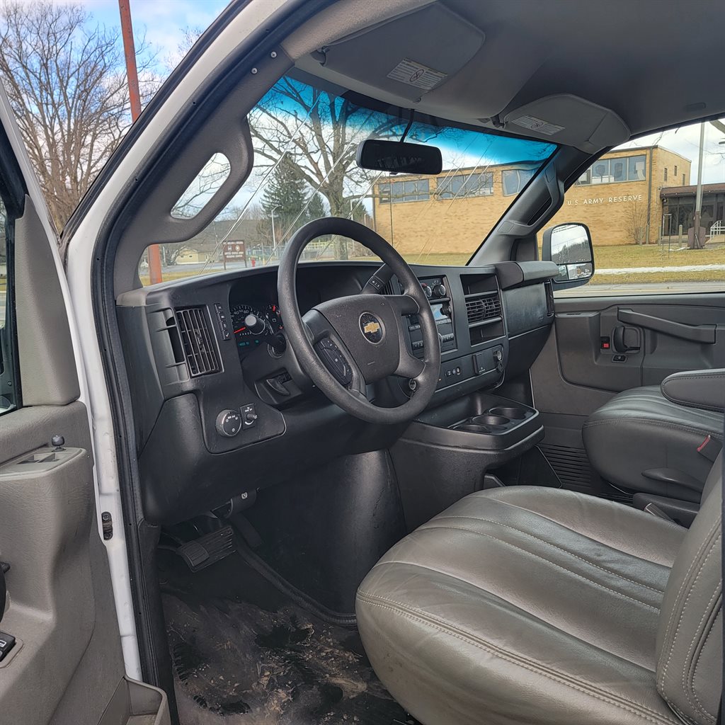 2020 Chevrolet Express - $9,500