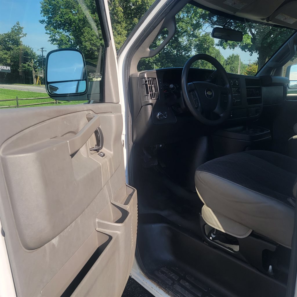 2019 Chevrolet Express - $8,995