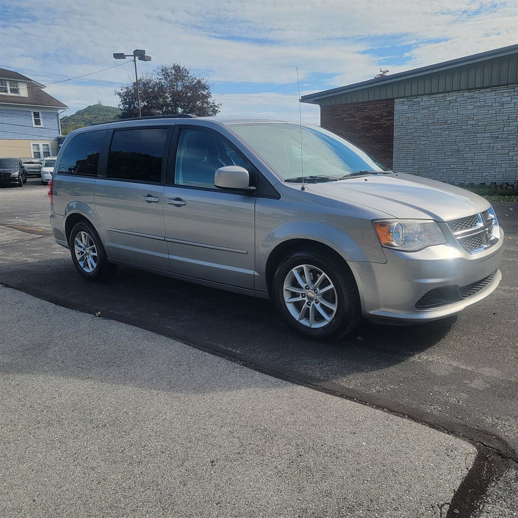 2016 Dodge Grand Caravan - $3,400
