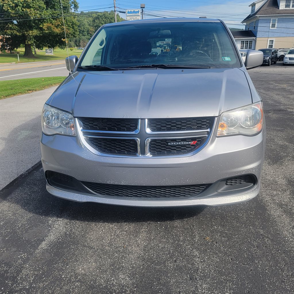 2016 Dodge Grand Caravan - $3,400