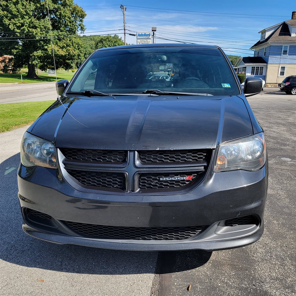 2015 Dodge Grand Caravan - $5,400