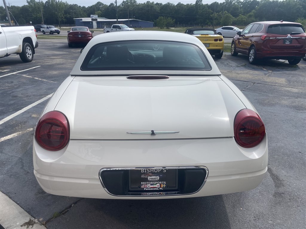 2003 Ford Thunderbird Deluxe photo
