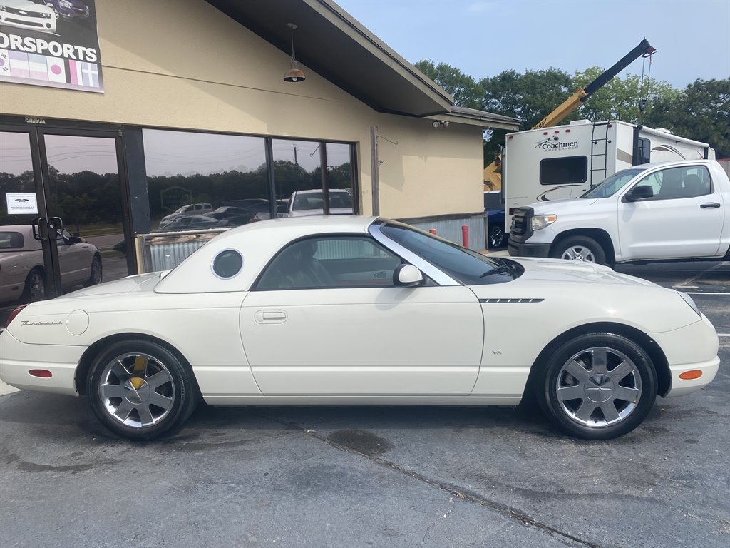 2003 Ford Thunderbird Deluxe photo