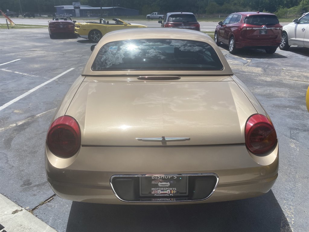 2005 Ford Thunderbird Deluxe photo