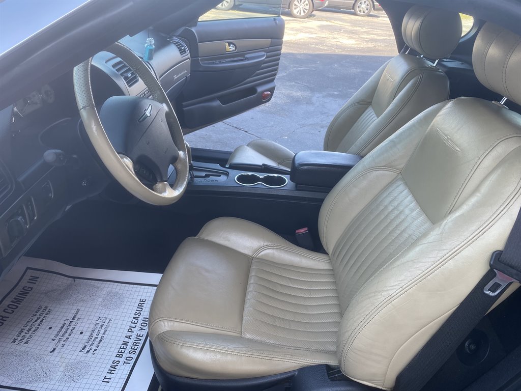 2005 Ford Thunderbird Deluxe photo