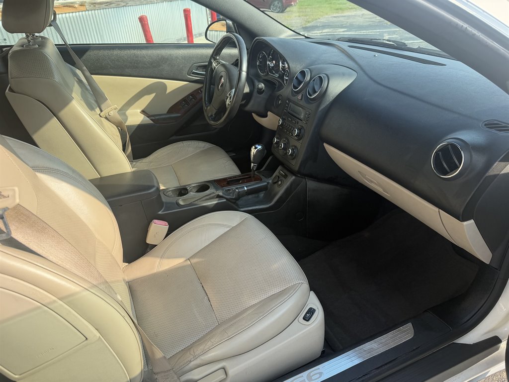 2009 Pontiac G6 - $7,988