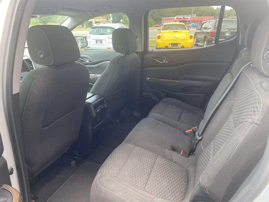 2018 GMC Acadia - $10,988