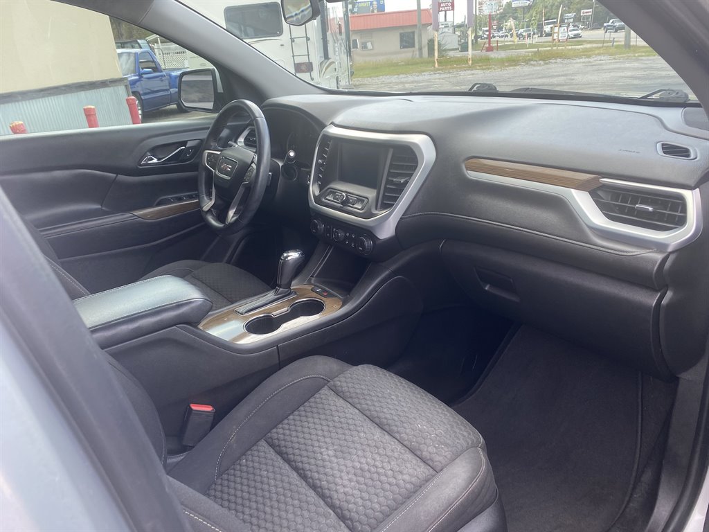 2018 GMC Acadia - $10,988