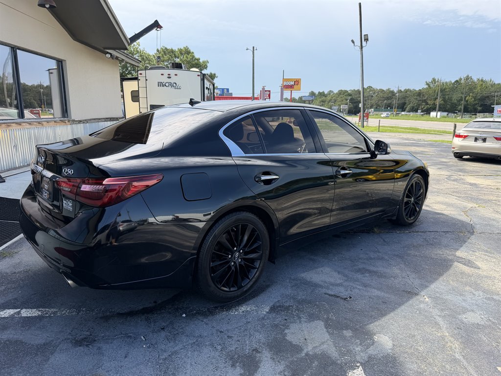 2018 INFINITI Q50 - $10,988