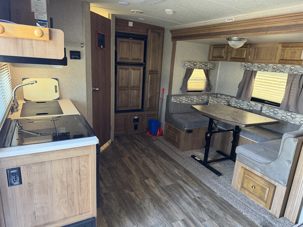 2018 Flagstaff Micro Mini 21ds - $12,988