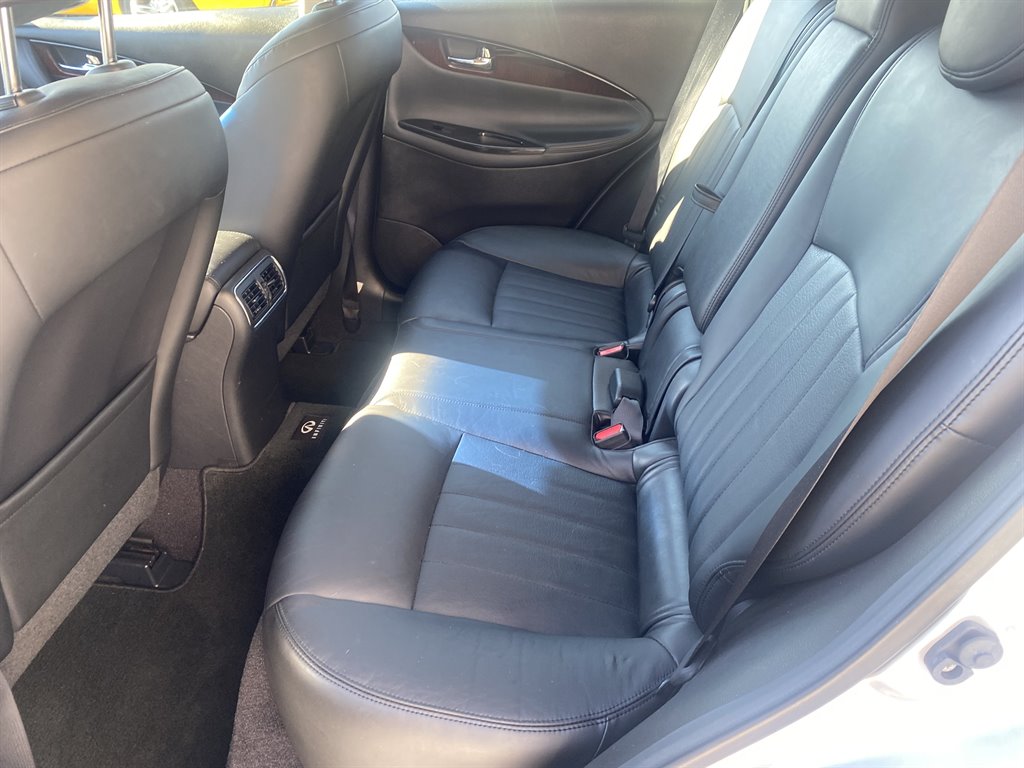 2015 Nissan Rogue - $11,988