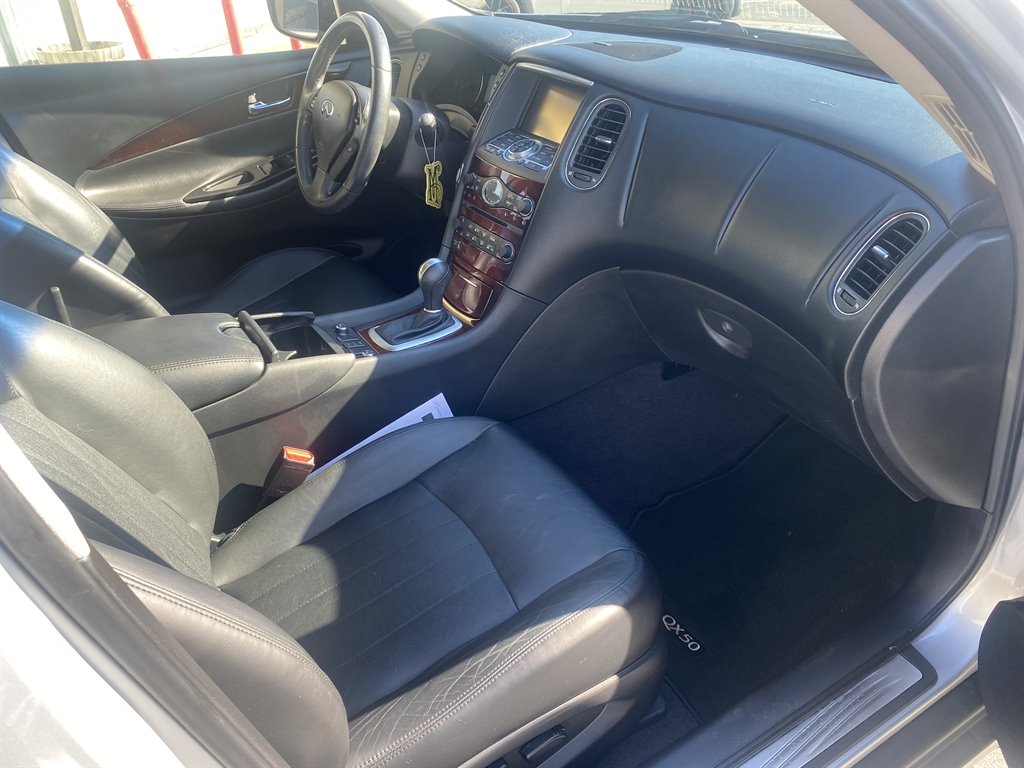 2015 Nissan Rogue - $11,988