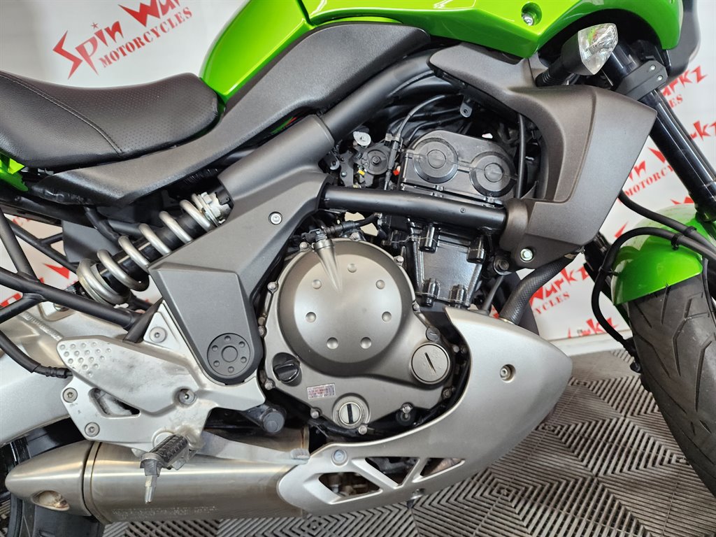 2009 Kawasaki Versys 650 MC: Motorcyce photo