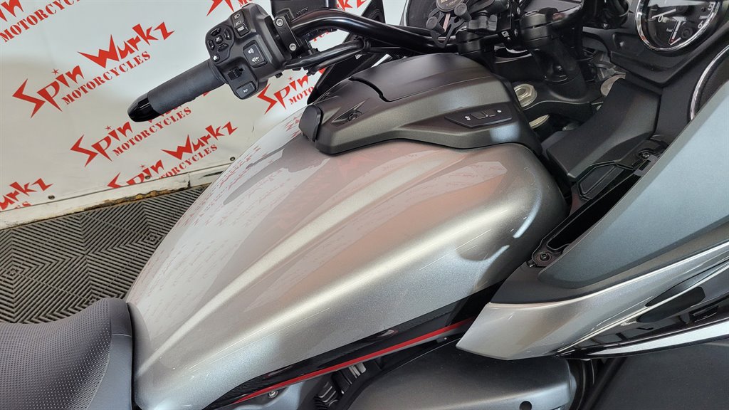 2018 Yamaha XV19bj Star Eluder G MC: Motorcycle photo