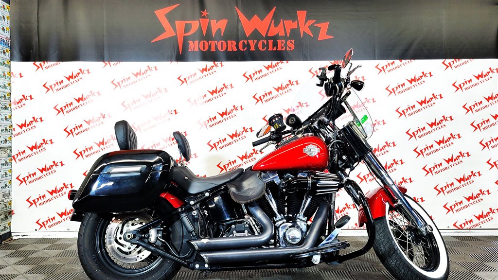 The 2012 Harley-Davidson Softail Slim FLS MC : Motor Cycle photos