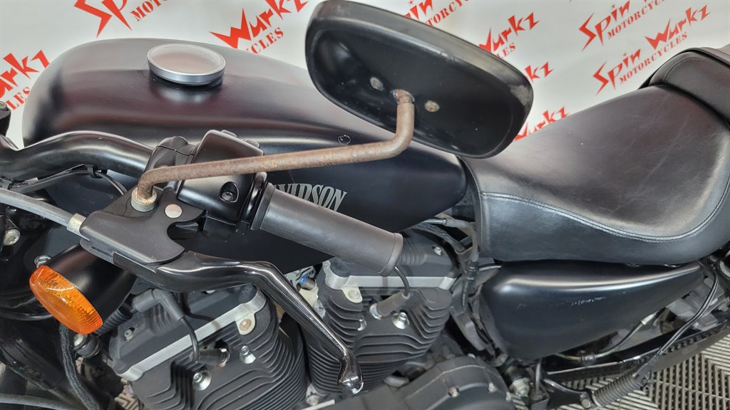 2014 Harley-Davidson Sportster Iron XL883 MC: Motorcycle photo
