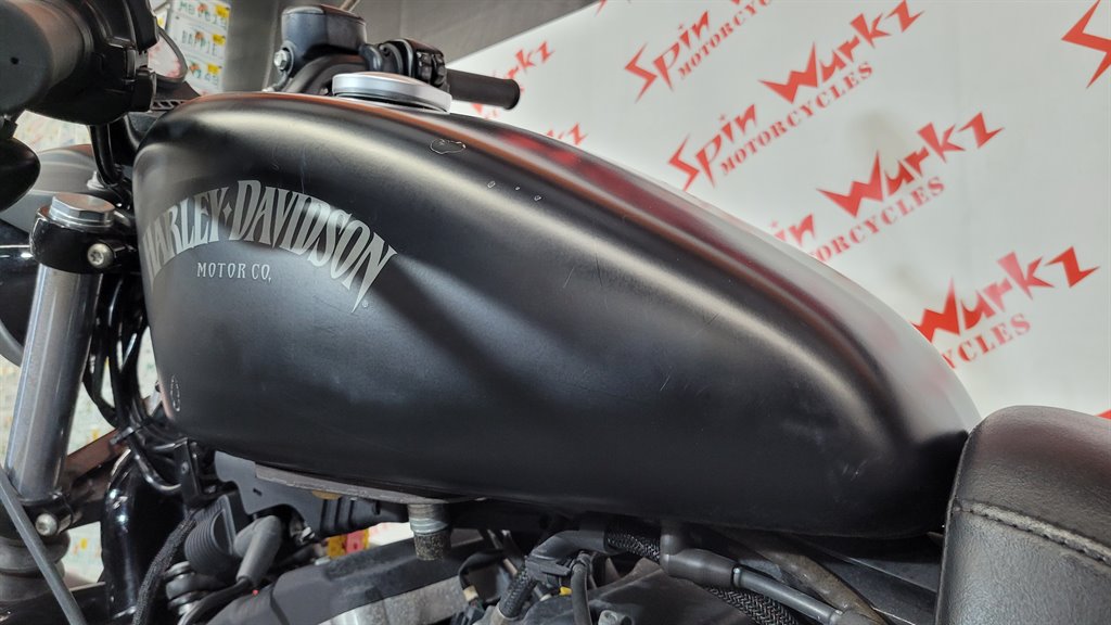 2014 Harley-Davidson Sportster Iron XL883 MC: Motorcycle photo