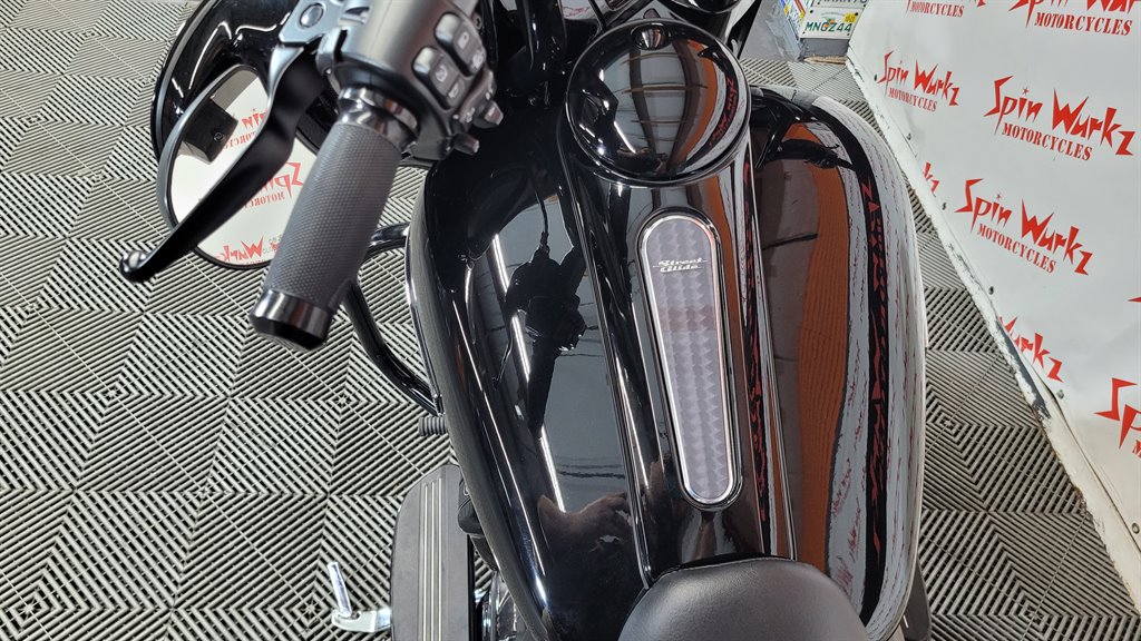 2020 Harley-Davidson Street Glide Special MC: Motorcycle photo