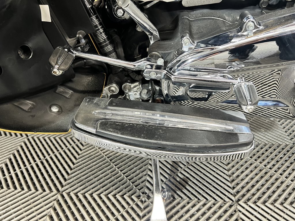 2017 Harley-Davidson FLHX - $13,000