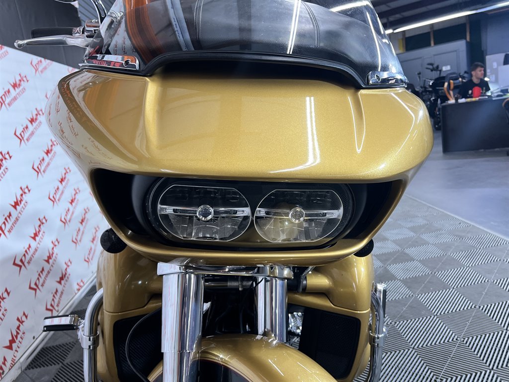2017 Harley-Davidson FLHX - $13,000