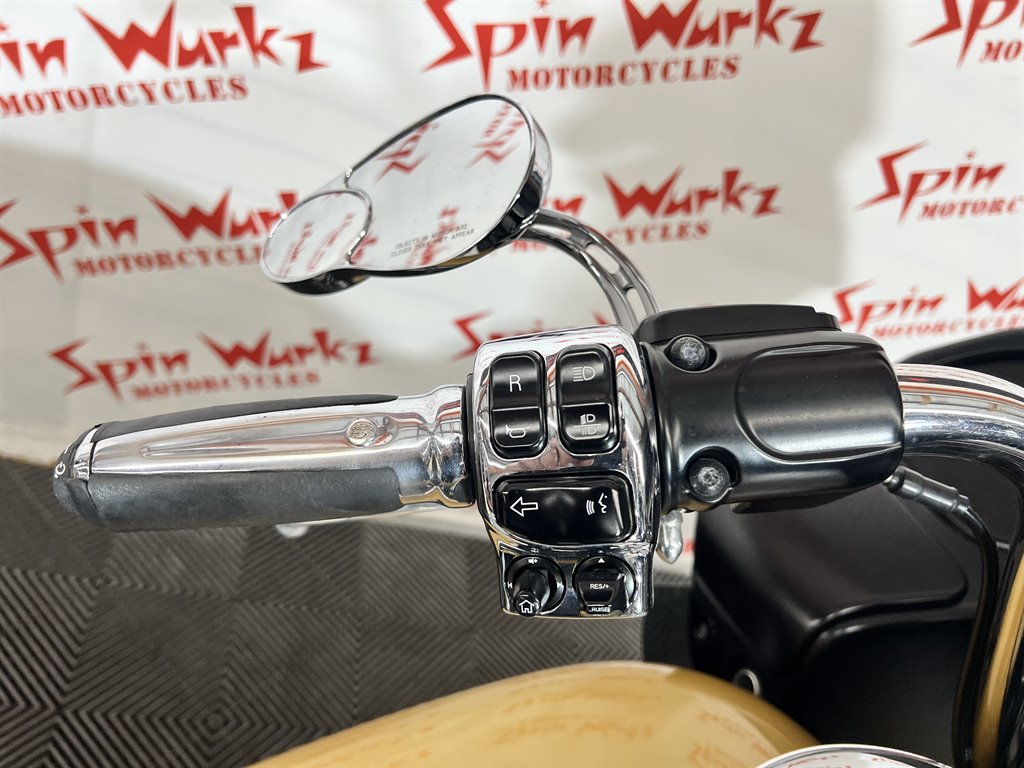 2017 Harley-Davidson FLHX - $13,000