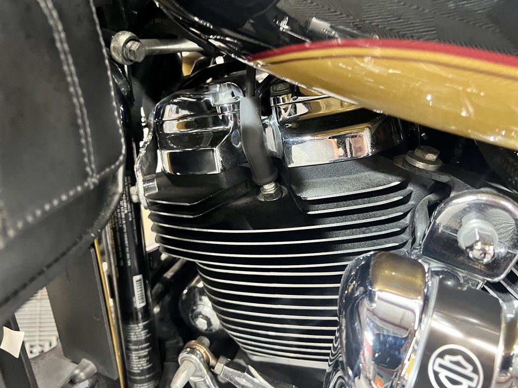 2017 Harley-Davidson FLHX - $13,000