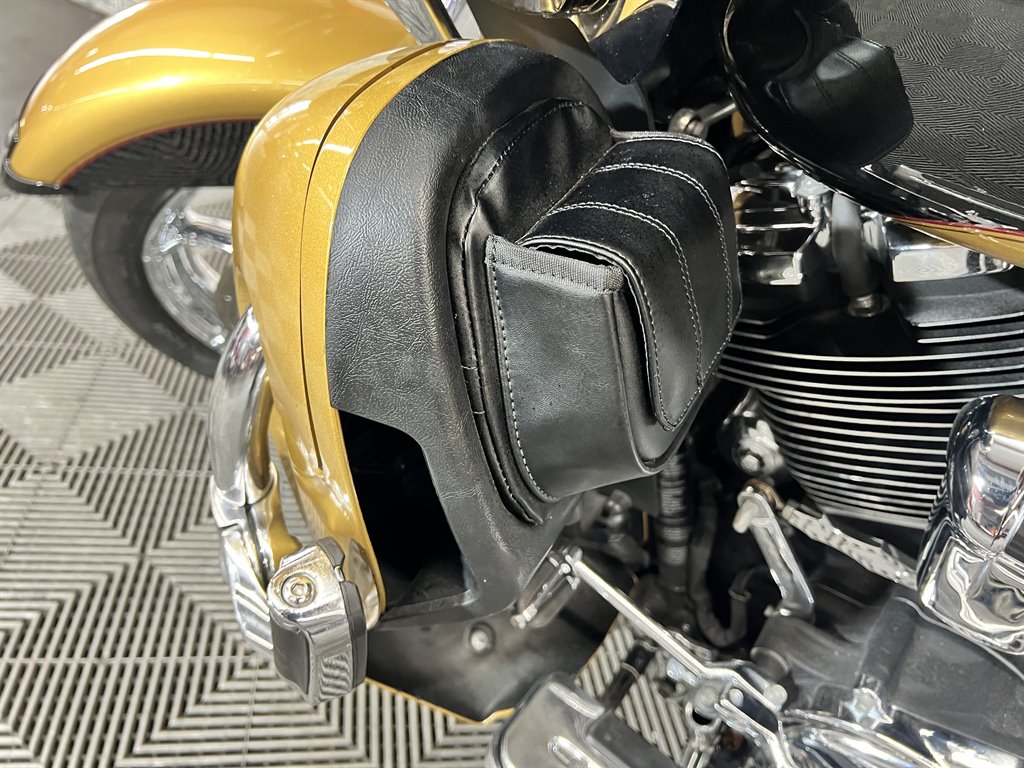 2017 Harley-Davidson FLHX - $13,000