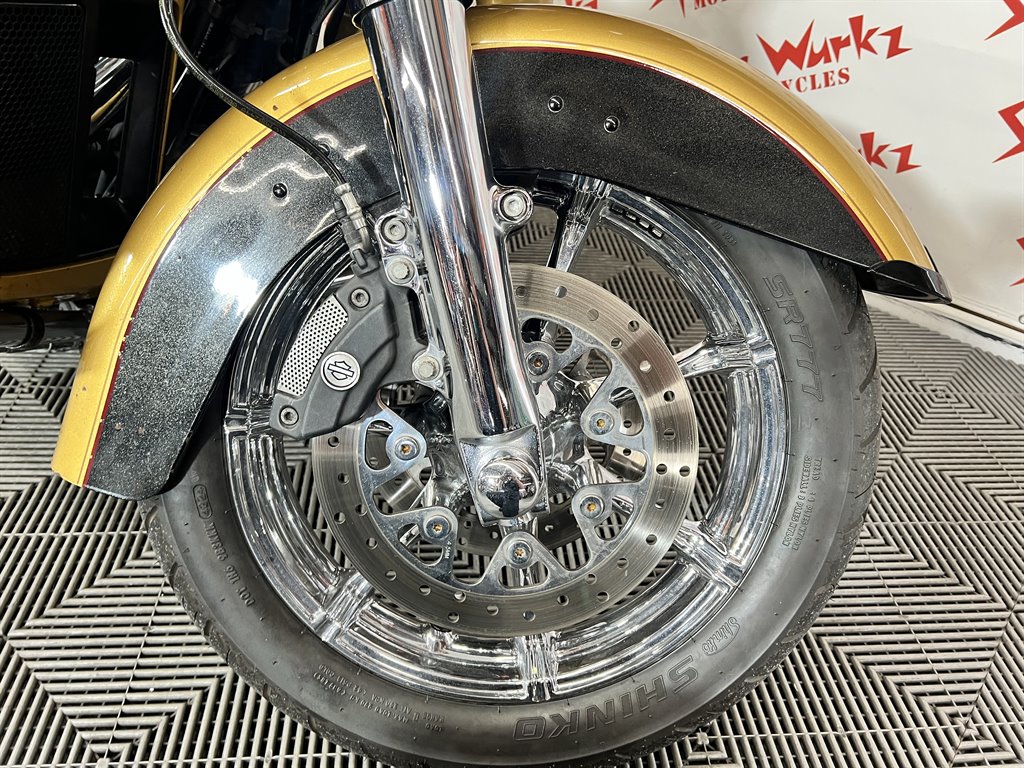 2017 Harley-Davidson FLHX - $13,000