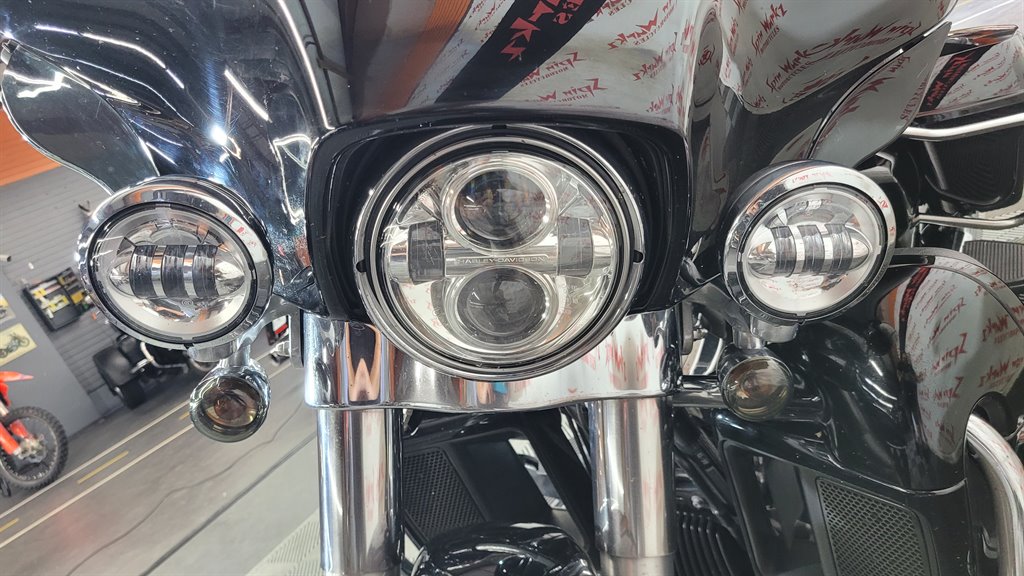 2018 Harley-davidson Ultra Limited - $18,000