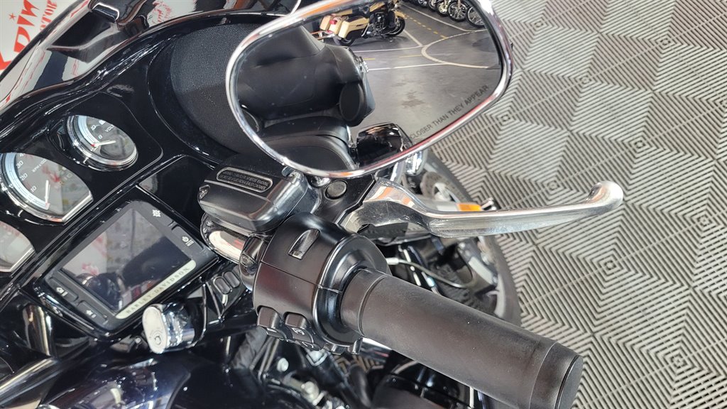 2018 Harley-davidson Ultra Limited - $18,000