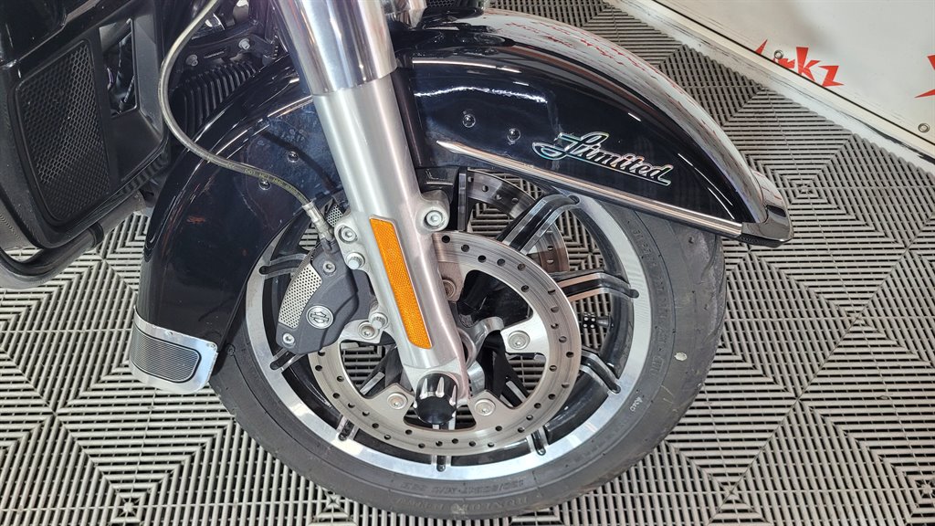 2018 Harley-davidson Ultra Limited - $18,000