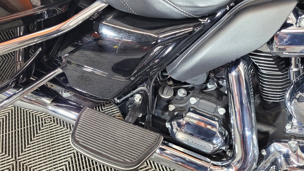 2018 Harley-davidson Ultra Limited - $18,000