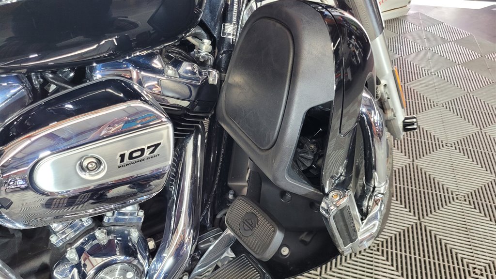 2018 Harley-davidson Ultra Limited - $18,000
