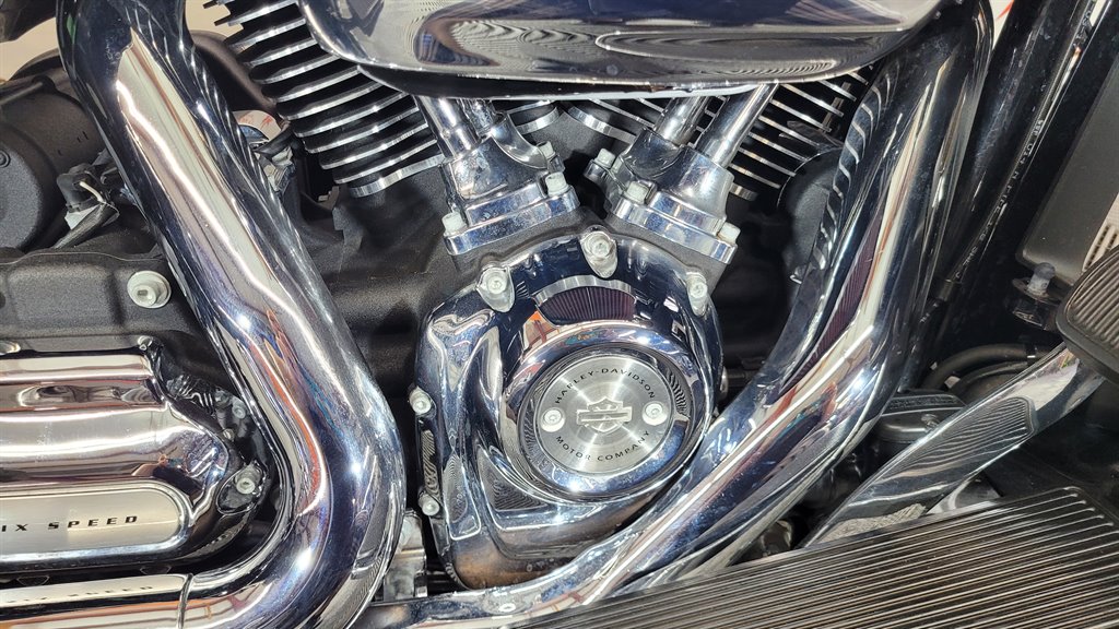 2018 Harley-davidson Ultra Limited - $18,000