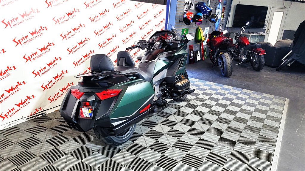 2024 Honda Gold Wing - $21,000
