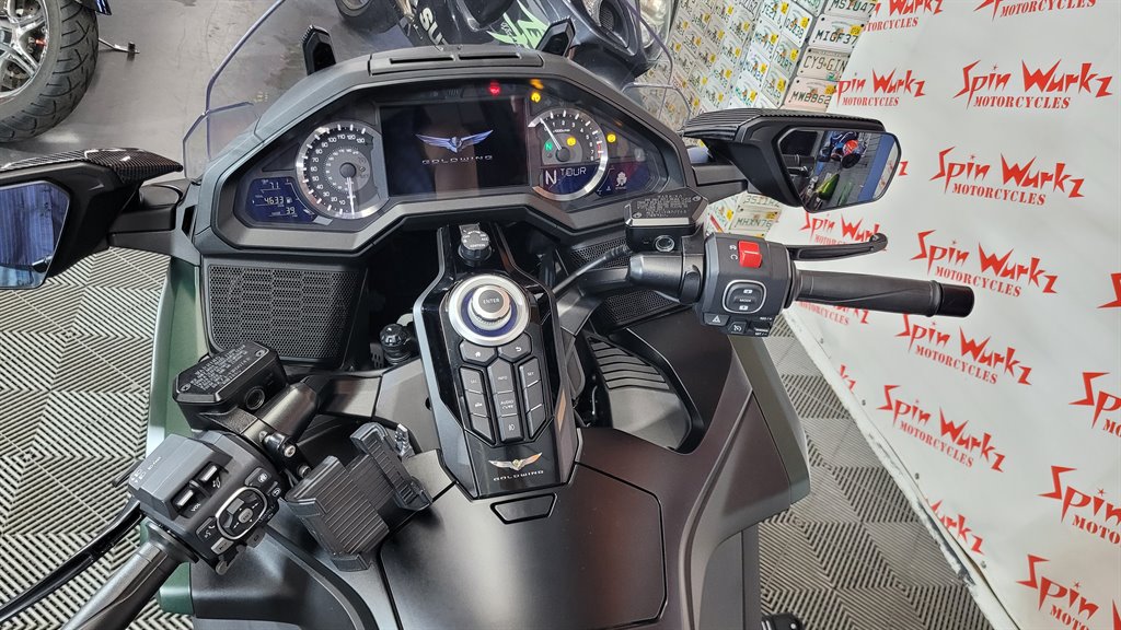 2024 Honda Gold Wing - $21,000