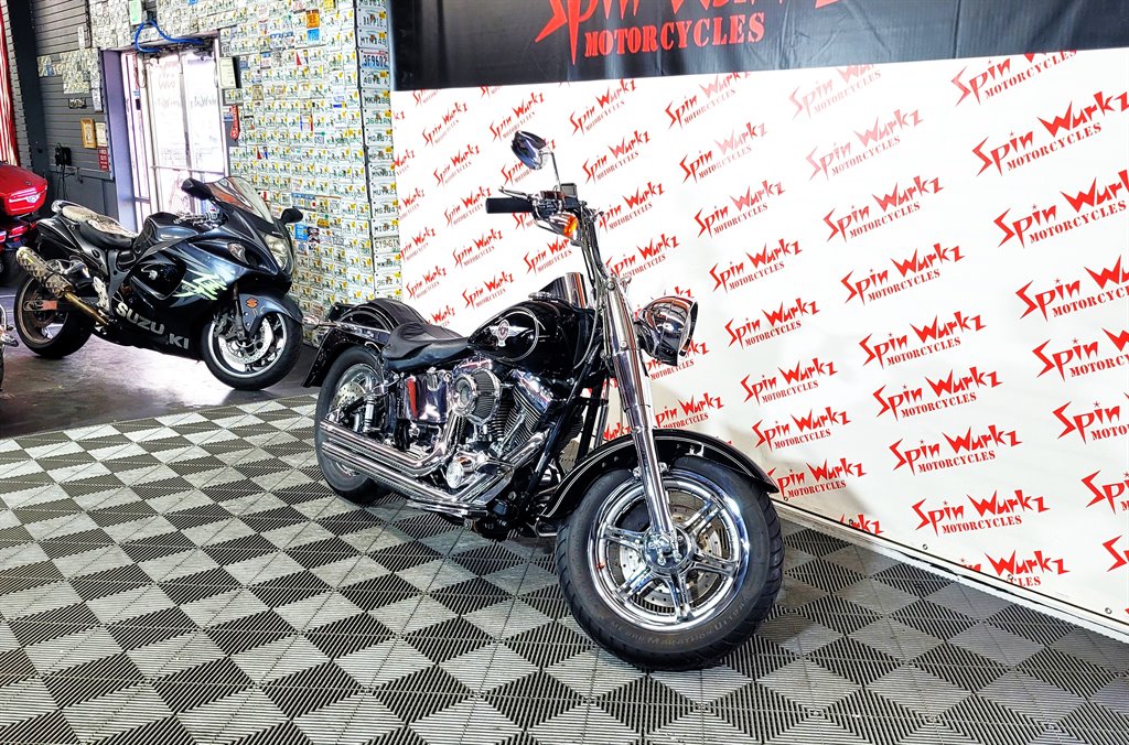 2005 Harley-Davidson FXSTB - $6,700