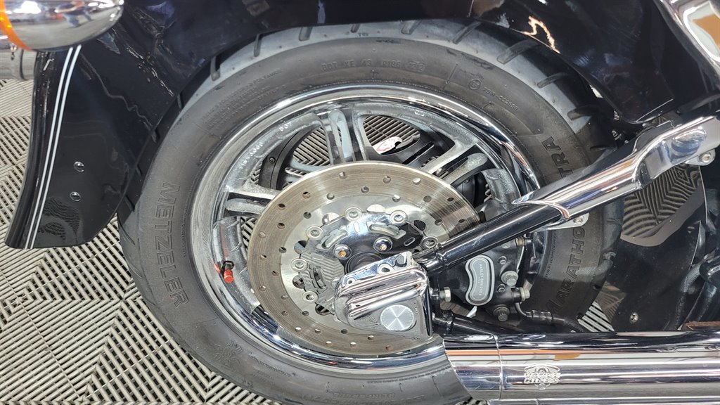 2005 Harley-Davidson FXSTB - $6,700