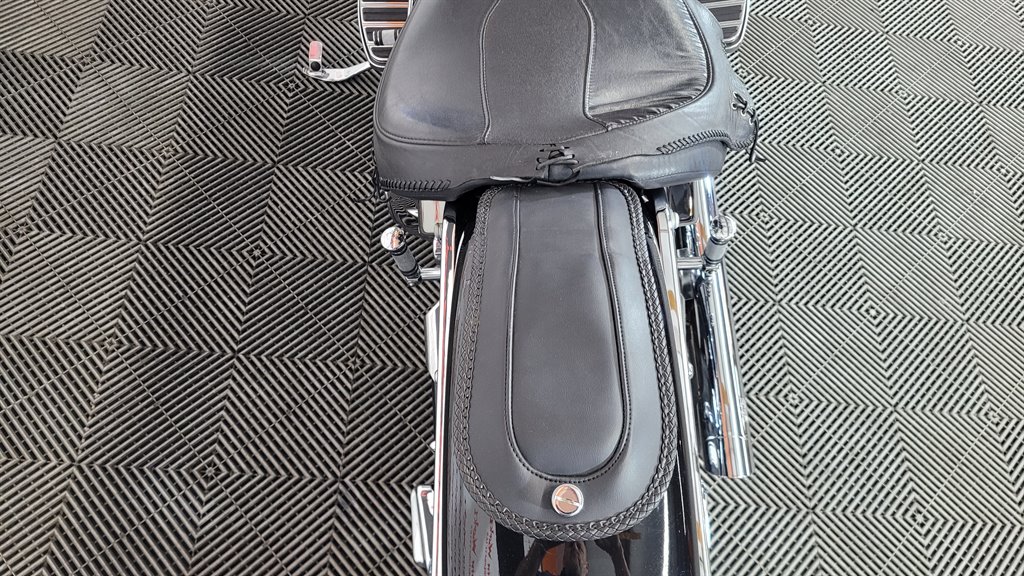 2005 Harley-Davidson FXSTB - $6,700