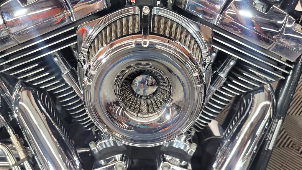 2005 Harley-Davidson FXSTB - $6,700