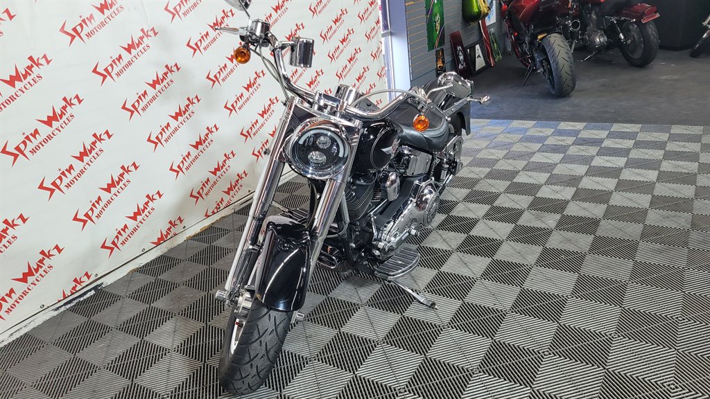 2005 Harley-Davidson FXSTB - $6,700