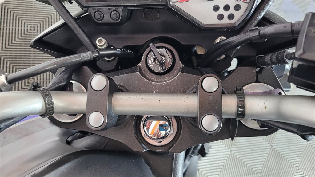 2013 Yamaha FZ8 - $6,200