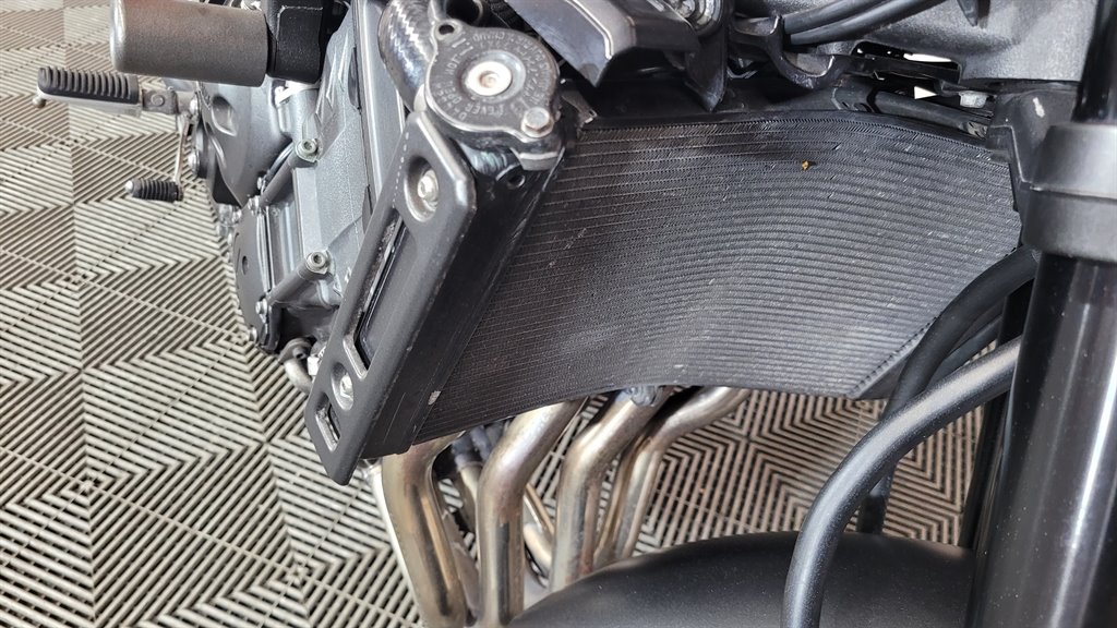 2013 Yamaha FZ8 - $6,200